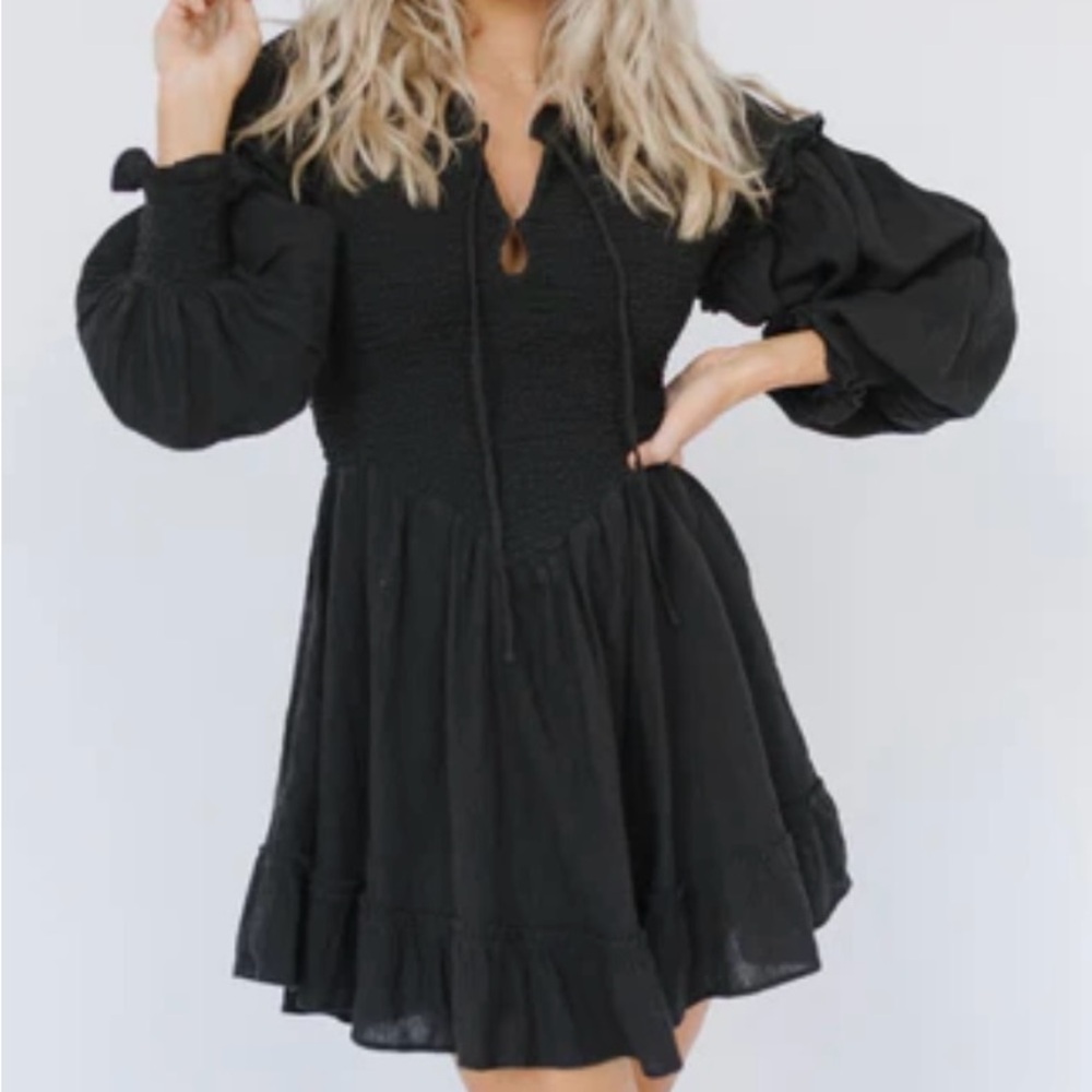 Free People Kiss and Tell Elegant Black Long Sleeve Mini Dress Size XS